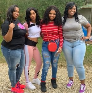 Meet your Posher, Shayla weary